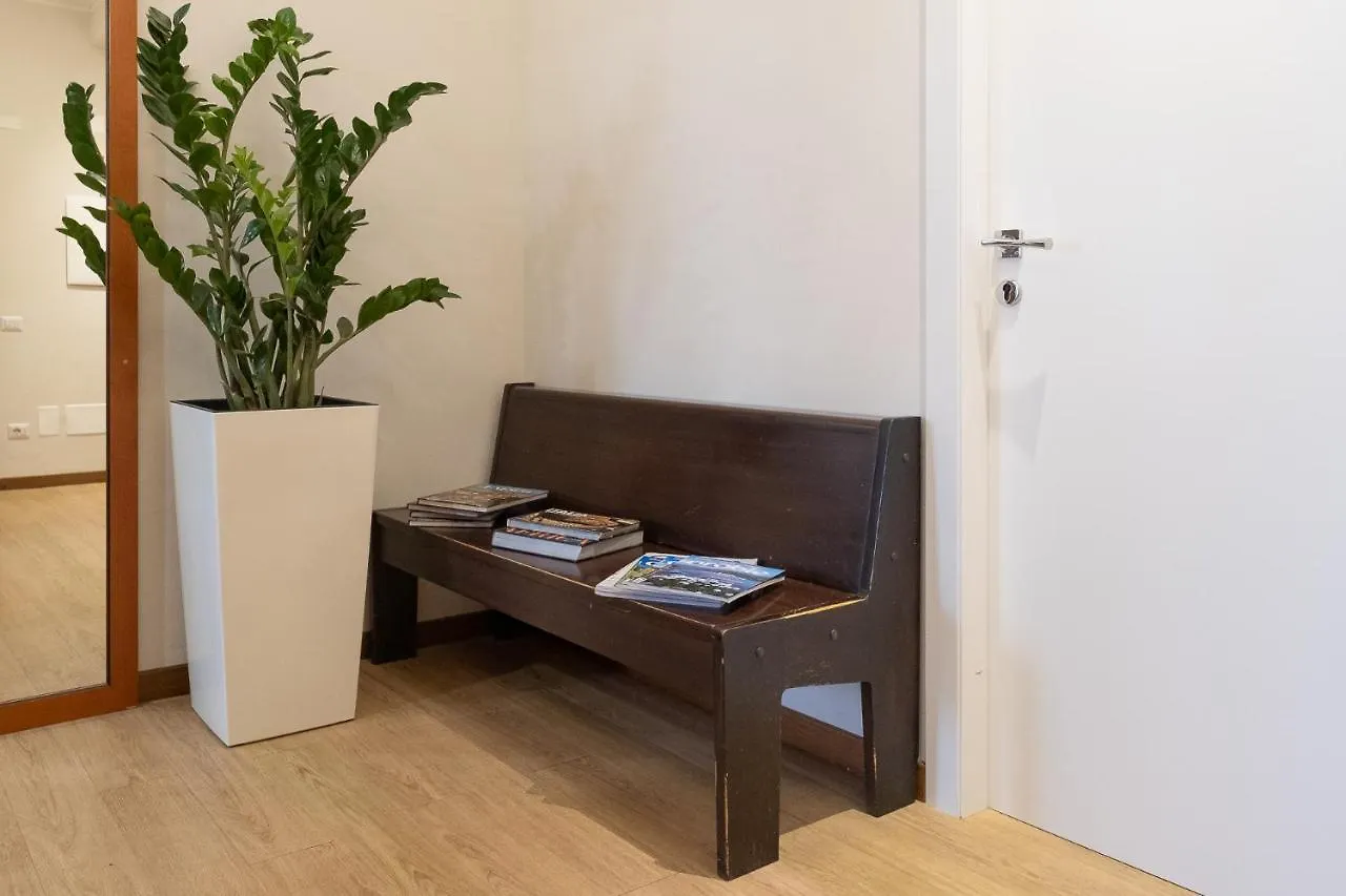 Gasthof Cute & Cozy Rooms Train Station Bergamo