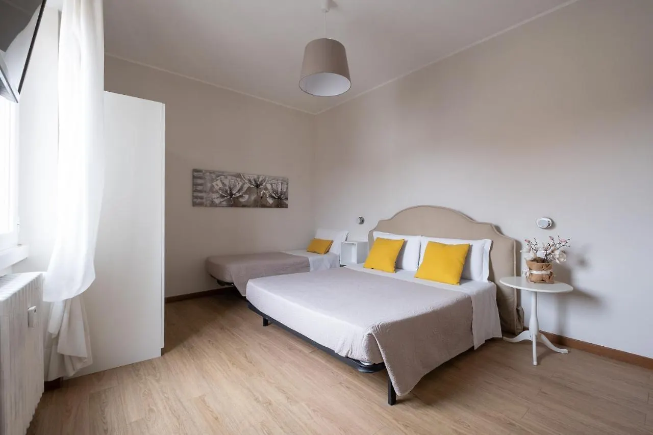 Cute & Cozy Rooms Train Station Bergamo